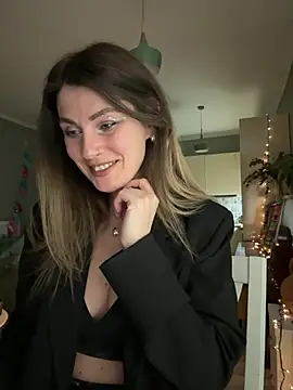 Snapshot of Rita_Tease chatting on April 19, 6:21 pm Rita Tease online show from April 19, 6:21 pm