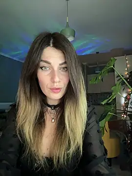 Snapshot of Rita_Tease chatting on June 30, 7:03 pm Rita Tease online show from June 30, 7:03 pm