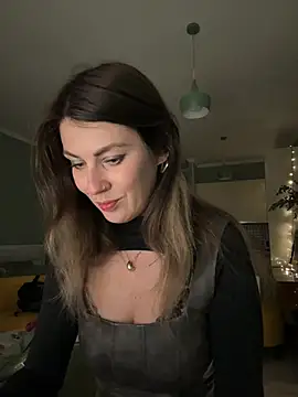 Snapshot of Rita_Tease chatting on April 8, 6:09 pm Rita Tease online show from April 8, 6:09 pm