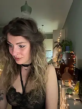 Snapshot of Rita_Tease chatting on April 25, 6:38 pm Rita Tease online show from April 25, 6:38 pm