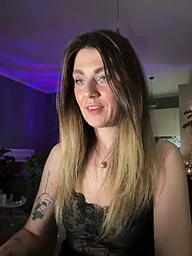 Snapshot of Rita_Tease chatting on June 3, 6:45 pm Rita Tease online show from June 3, 6:45 pm