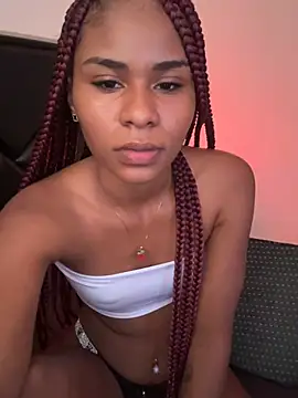 Snapshot of Sunny_Page chatting on May 6, 6:23 pm Sunny Page online show from May 6, 6:23 pm