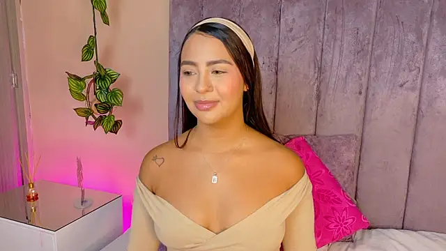 angelicaa garcia online show from April 26, 12:13 pm