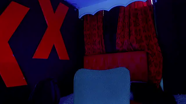 AlanFox1 online show from June 19, 12:11 pm