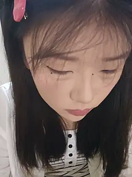 mianmian-666 online show from May 17, 1:44 pm