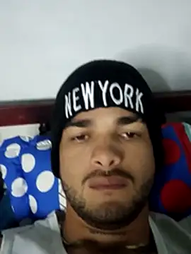 Nicolas Moncadas online show from April 14, 11:59 am