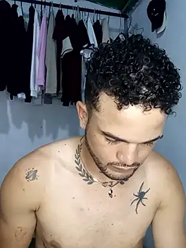 Nicolas Moncadas online show from April 11, 5:05 pm