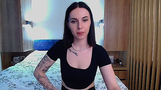 Sour Berry  online show from May 8, 3:05 pm