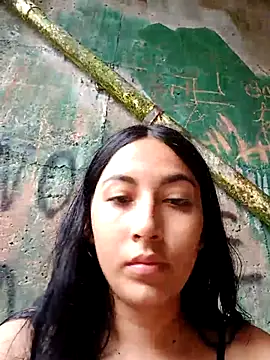 Ann Houston online show from April 5, 5:30 pm