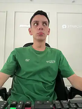 Liam Fiire online show from April 3, 2:56 pm