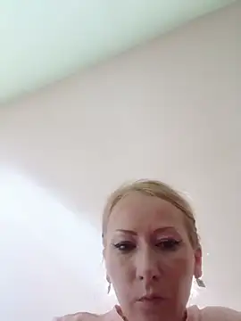 Snapshot of leilahotX chatting on June 30, 12:49 pm leilahotX online show from June 30, 12:49 pm