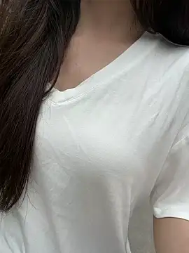 Xiaoyunduo1 online show from May 18, 8:19 am