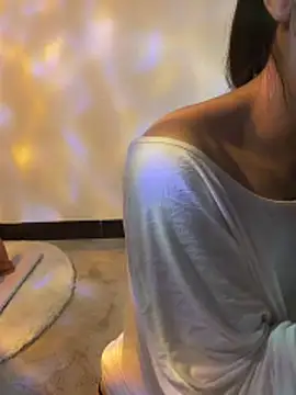 Xiaoyunduo1 online show from April 15, 4:18 am