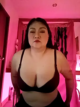 dominalisa online show from May 5, 9:34 am