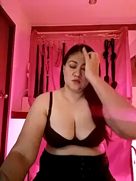 dominalisa online show from May 3, 7:17 pm