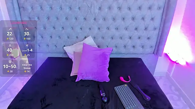 Gyal Smith online show from June 10, 3:41 am