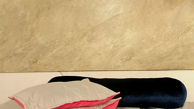 Isabelagomez2 online show from April 8, 5:14 pm