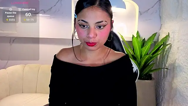 sofiaatp online show from May 13, 7:32 pm