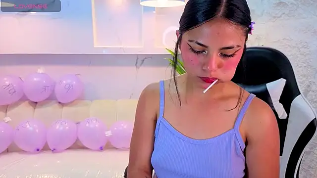sofiaatp online show from April 27, 8:18 pm