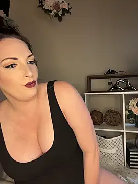 Snapshot of taylorsunshine chatting on June 17, 1:27 am taylorsunshine online show from June 17, 1:27 am
