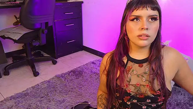 swag hoe online show from April 13, 8:13 pm