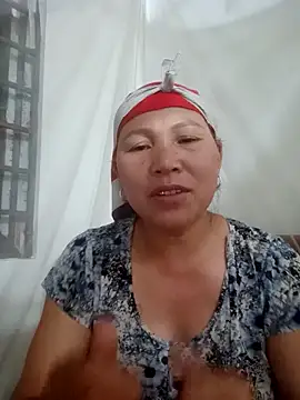 Snapshot of jikey-bibi chatting on May 5, 1:36 pm jikey-bibi online show from May 5, 1:36 pm