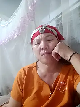 Snapshot of jikey-bibi chatting on May 10, 12:20 pm jikey-bibi online show from May 10, 12:20 pm