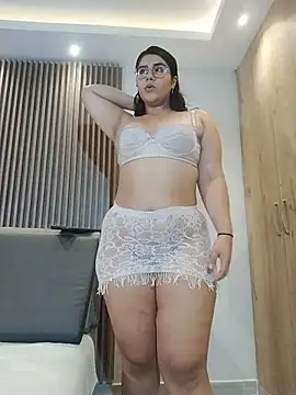 Snapshot of sofie_cutess chatting on June 25, 3:37 am sofie cutess online show from June 25, 3:37 am