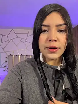 Snapshot of ELA_TAY1 chatting on May 15, 12:47 pm ELA TAY1 online show from May 15, 12:47 pm