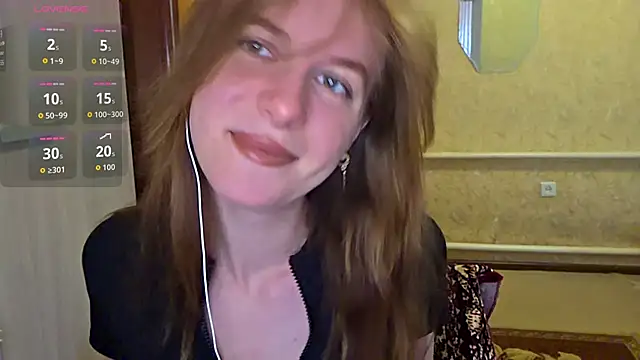 DonnaKuc online show from May 12, 6:21 am