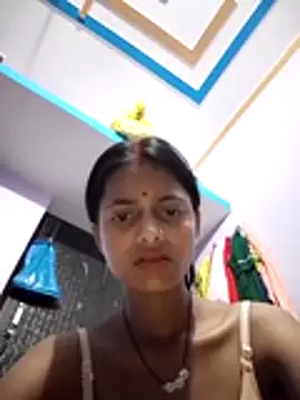 Snapshot of Payel_1 chatting on April 6, 7:37 pm Payel 1 online show from April 6, 7:37 pm