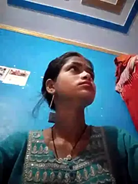 Snapshot of Payel_1 chatting on April 18, 9:44 am Payel 1 online show from April 18, 9:44 am