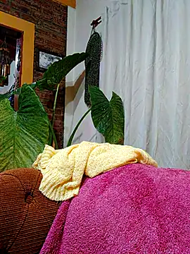Snapshot of relaxnamaste chatting on June 3, 4:02 am relaxnamaste online show from June 3, 4:02 am