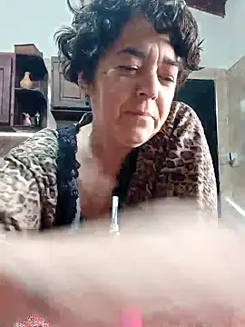 Snapshot of relaxnamaste chatting on May 21, 3:53 pm relaxnamaste online show from May 21, 3:53 pm