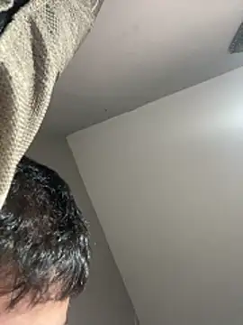 youmeloveyou online show from April 3, 7:09 pm