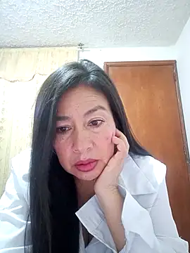 Snapshot of Samantha_Gon chatting on April 1, 3:30 am Samantha Gon online show from April 1, 3:30 am