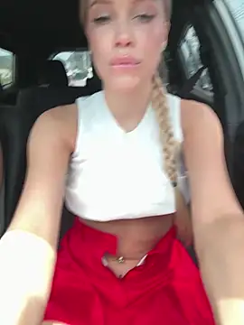 Girl-Mia online show from May 10, 4:49 am
