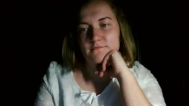 TinaKittyX online show from May 3, 9:40 pm