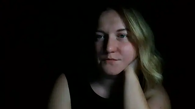 TinaKittyX online show from May 15, 9:13 pm