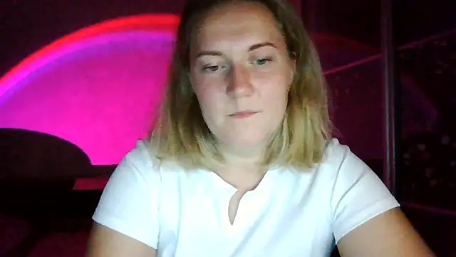 Snapshot of TinaKittyX chatting on July 29, 7:57 pm TinaKittyX online show from July 29, 7:57 pm