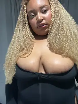 zahiraax online show from April 3, 8:04 pm