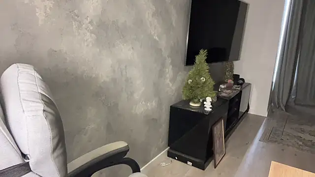 Snapshot of Slatka_torta chatting on April 11, 7:38 am Slatka torta online show from April 11, 7:38 am