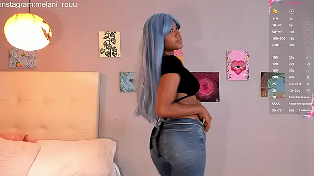 Melaniaa Roussee online show from April 9, 2:35 am