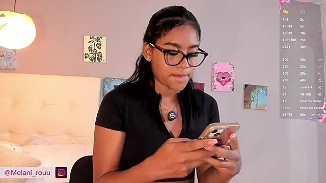 Snapshot of Melaniaa_Roussee chatting on May 22, 2:31 am Melaniaa Roussee online show from May 22, 2:31 am