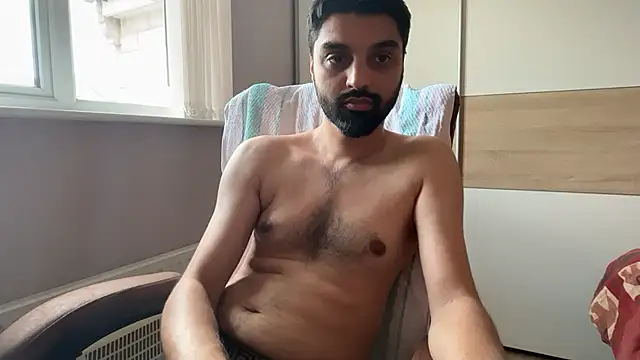 priyxh online show from May 26, 1:31 pm