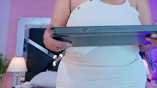 Veronica Nasty  online show from May 21, 7:22 pm