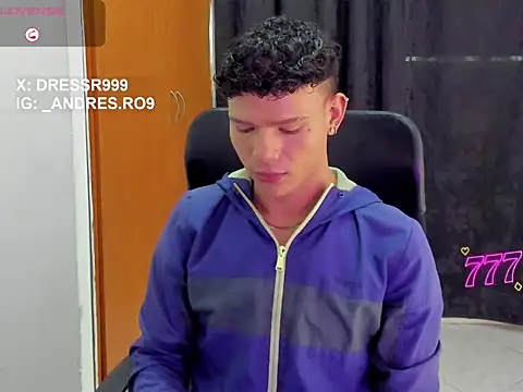 sebascuterouss online show from April 27, 1:31 pm