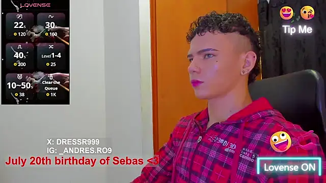 Snapshot of sebascuterouss chatting on July 18, 12:36 pm sebascuterouss online show from July 18, 12:36 pm