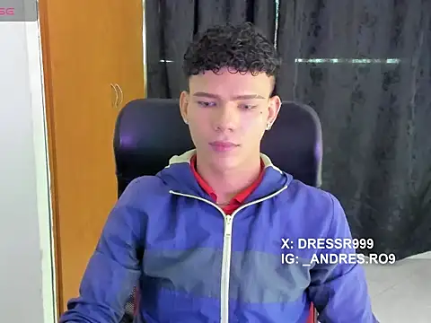 sebascuterouss online show from April 22, 12:56 pm