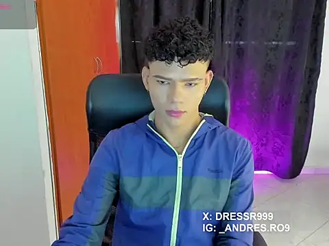 sebascuterouss online show from April 12, 11:24 am